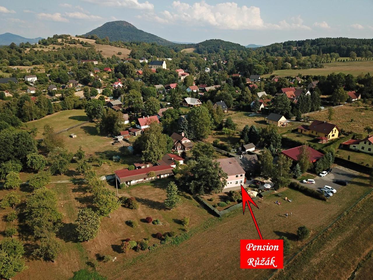 Apartman Ruzak Ruzova Екстериор снимка